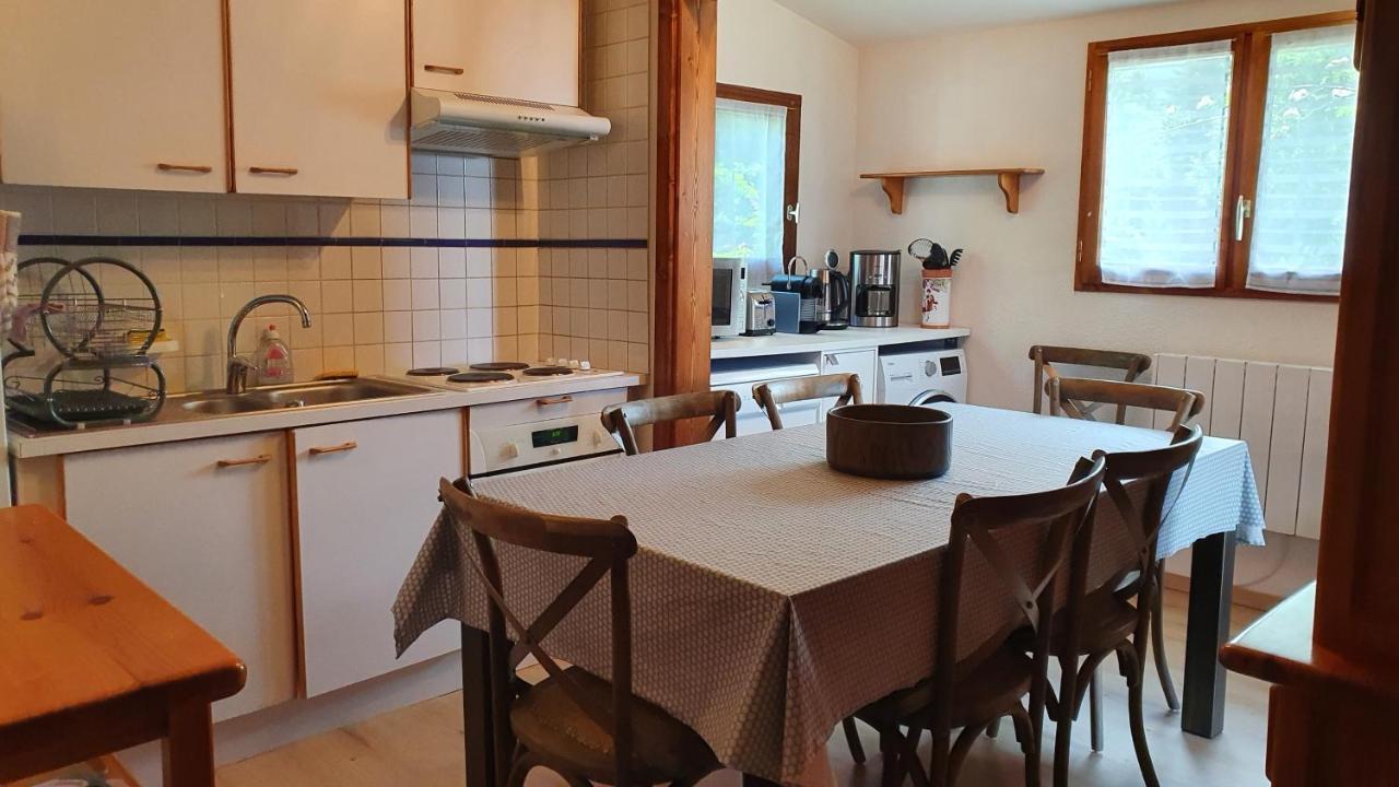 Chalet Individuel Les Sorbiers - 80M2 - Jardin - Barbecue - Wifi - Netflix - Ski & Randonnee - Pyrenees Catalanes Francaises - Eyne Exteriér fotografie